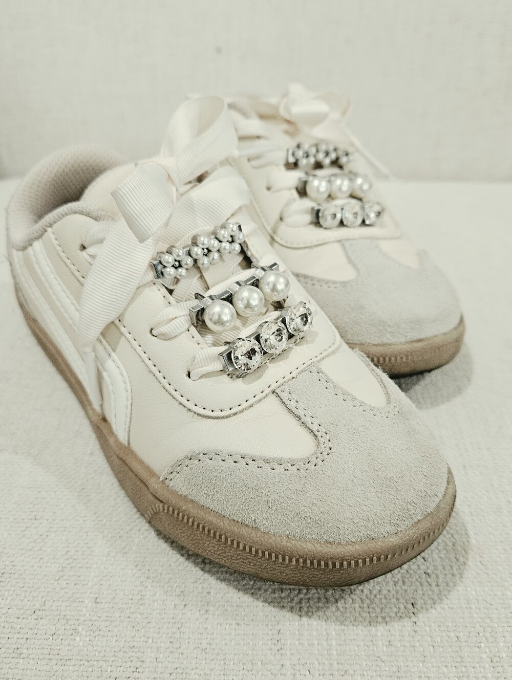 Cat & Jack Cream and Gray Kids Sneakers